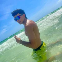 Gambar Profil Josh_carter1