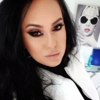 XxGodessNicoleXx's Profile Pic
