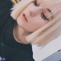 Hold_Me_Down's Profile Pic