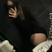 adelanal's Profile Pic