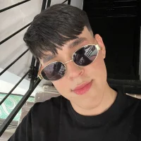 Ảnh Đại Diện Tom_Parker_