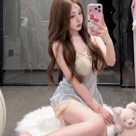 YQS-001 Stripchat profile image
