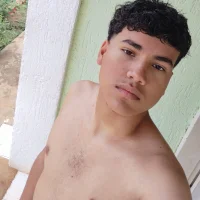Javiii18's Profile Pic