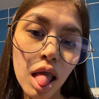 תמונת פרופיל של owo_asian