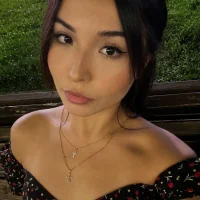 ariela_futr_066