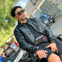 Adrian_voltt