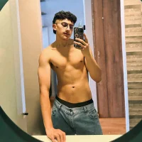 estebans18's Profile Pic