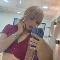 megan_noir_