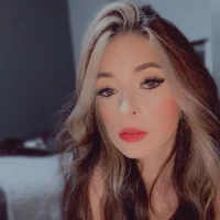 petitebaby99's Profile Pic