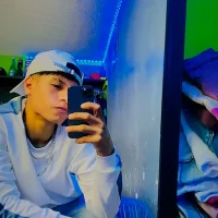 macha54's Profile Pic