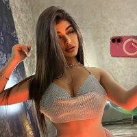 BellaNoirre Adlı Modelin Avatarı