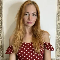 Gambar Profil LoraBellucci