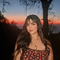 Gambar Profil Kira-hot
