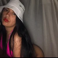 skynina's Profile Pic