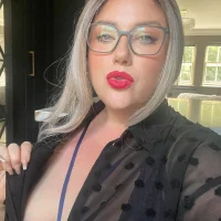 תמונת פרופיל של lila_lovatt