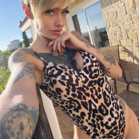 haileyhope_: изображение аватарки