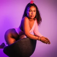 sexybutt_nina's Profile Pic