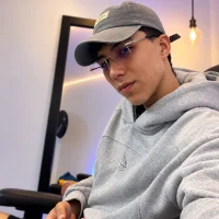Nikolay_Gregori's Avatar Pic
