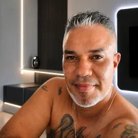 RoberthZ84 webcam