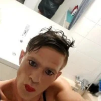Lolatrans89's Profile Pic