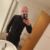 vander72's Profile Pic