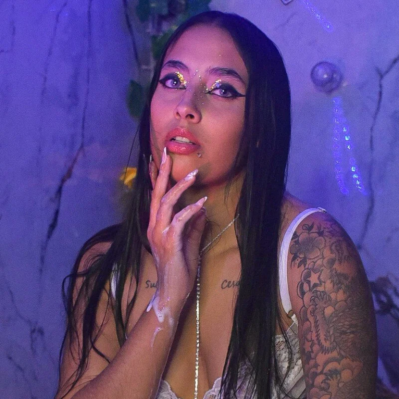charlotte_kisss profile photo