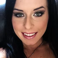 tiffany_cake's Avatar Photo