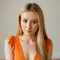 LynGoley's Profile Pic