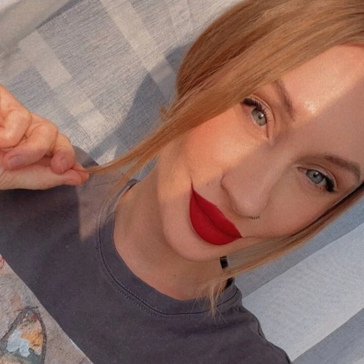 eva_blooms profile photo