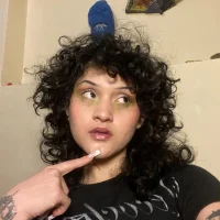 zoeeeroses এর প্রোফাইল ছবি