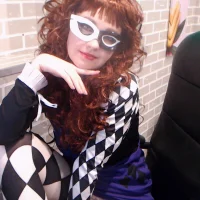 MollyCharming's Profile Pic