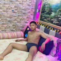 YoungAsian4us profilbillede