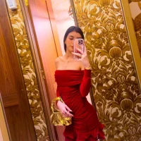 Emily-hottson webcam