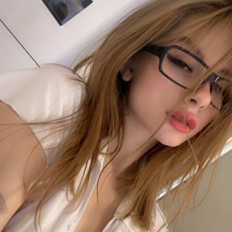 Katrin_s Stripchat profile image