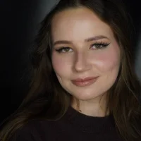Chloe_wayy's Profile Pic