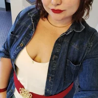 lucielovelace's Profilna slika