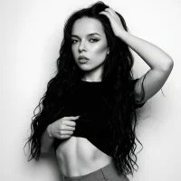 Rina_Ray_'s Avatar Pic