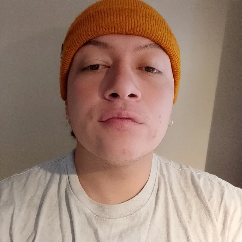 khikhe profile photo