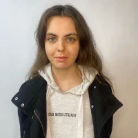 StephaniaEl's Profile Pic