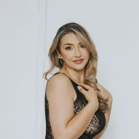 Charlotte0216's Profile Pic