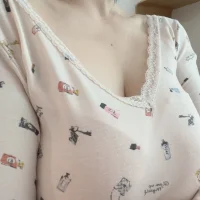 momochannel's Profile Pic