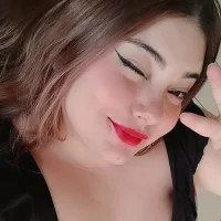 amber_curvvy