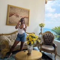 Emi_rousse 頭像圖片