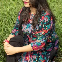 SriyaCouple's Profile Pic