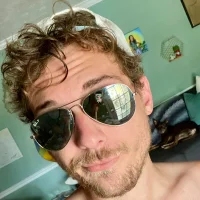HungGay8in's Profile Pic
