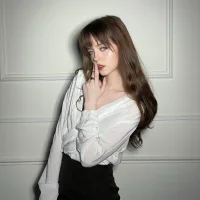 Orianna_Kokkinos Adlı Modelin Avatarı