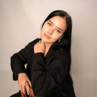 SunnArnet's Profile Pic