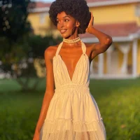 ebonypetitee