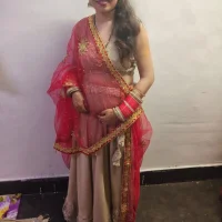 Horny-0-Girl's Offline Chat Room