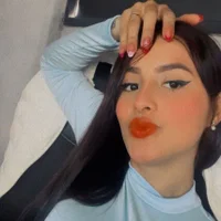 Gambar Profil Sari_Ellison_
